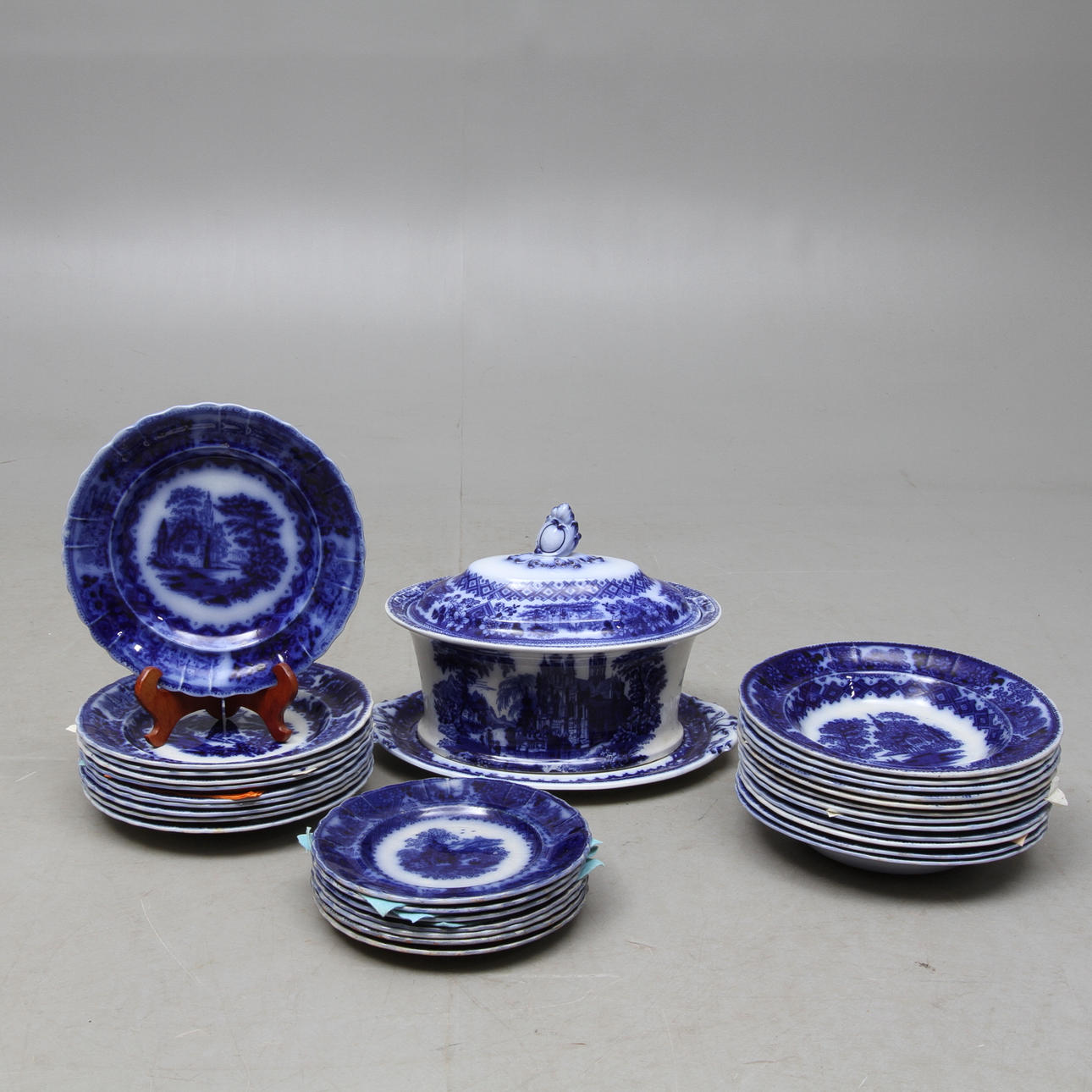 MATSERVISDELAR, 30 delar, flintgods, Gustavsberg.