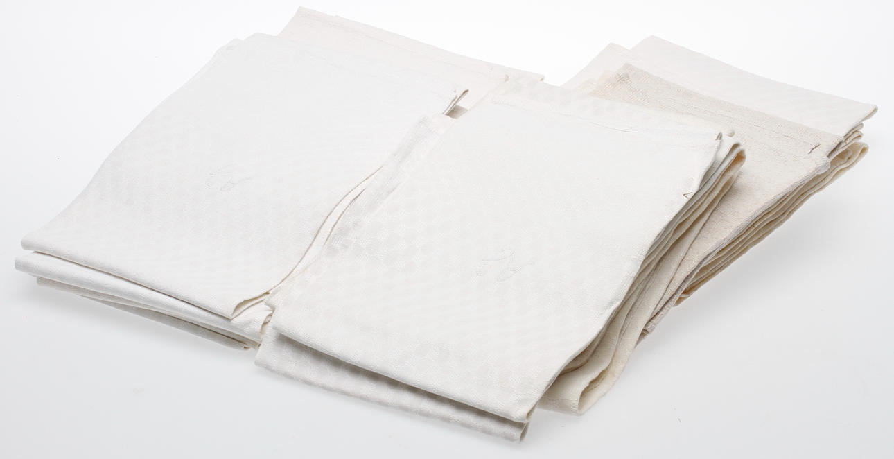 HANDDUKAR, ca 20 st.