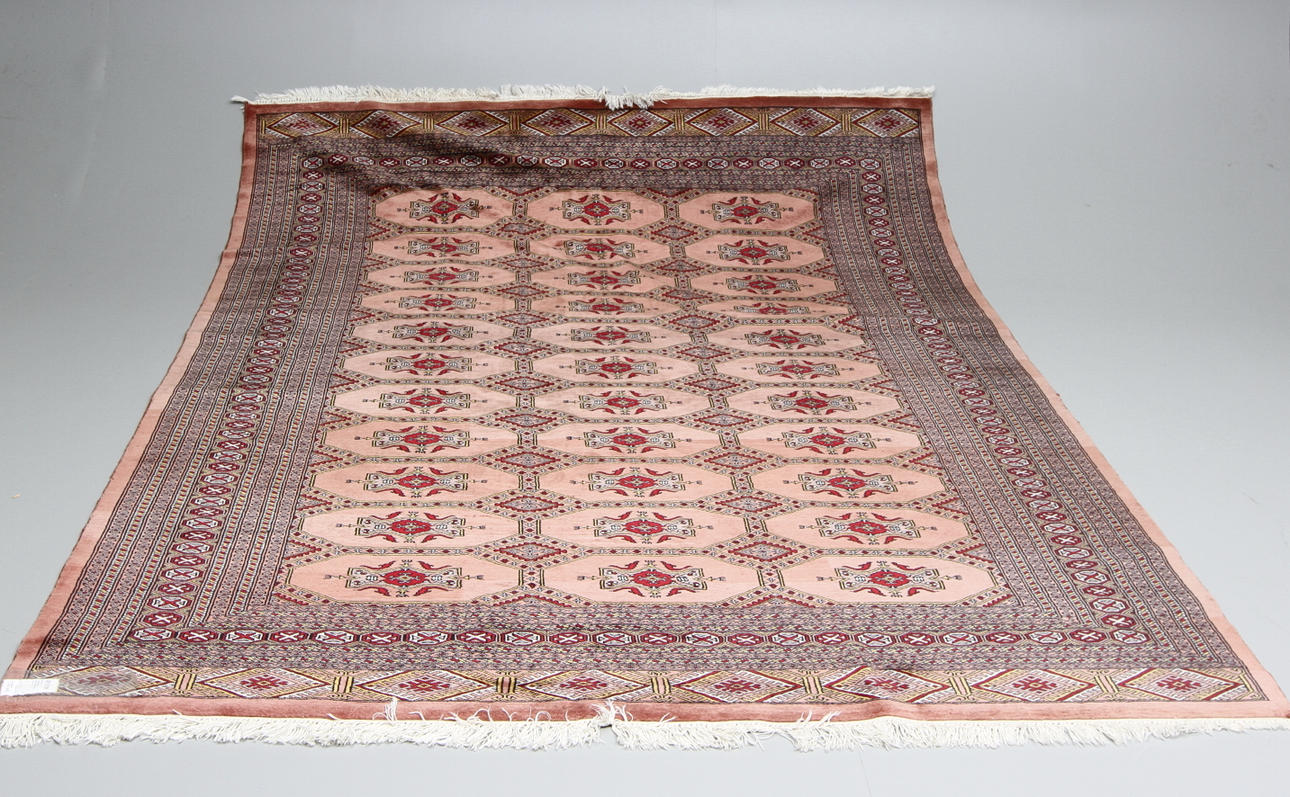 MATTA, orientalisk, Bochara, 300 x 225 cm.