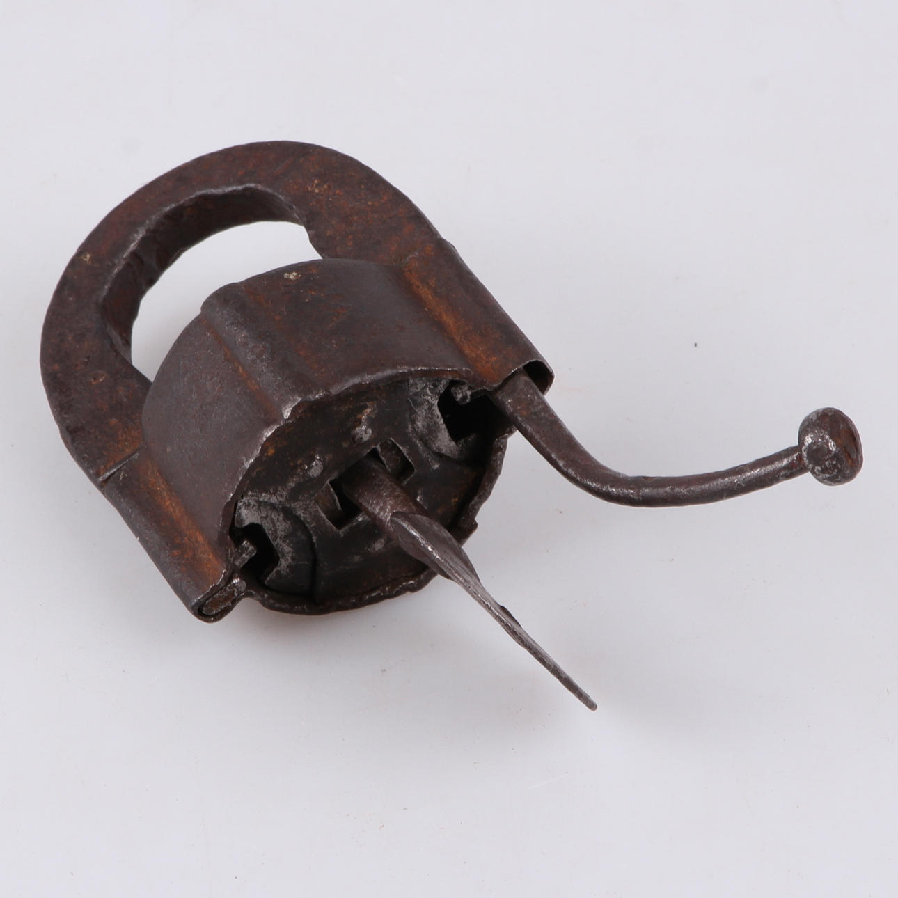 POLHEMLÅS, järn, numrerad 39, 1800-tal.