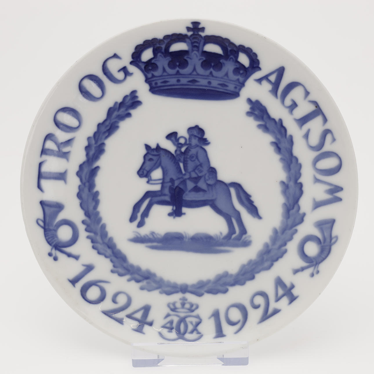 11 stk. platter, Royalt Tema, Porcelæn, Danmark.