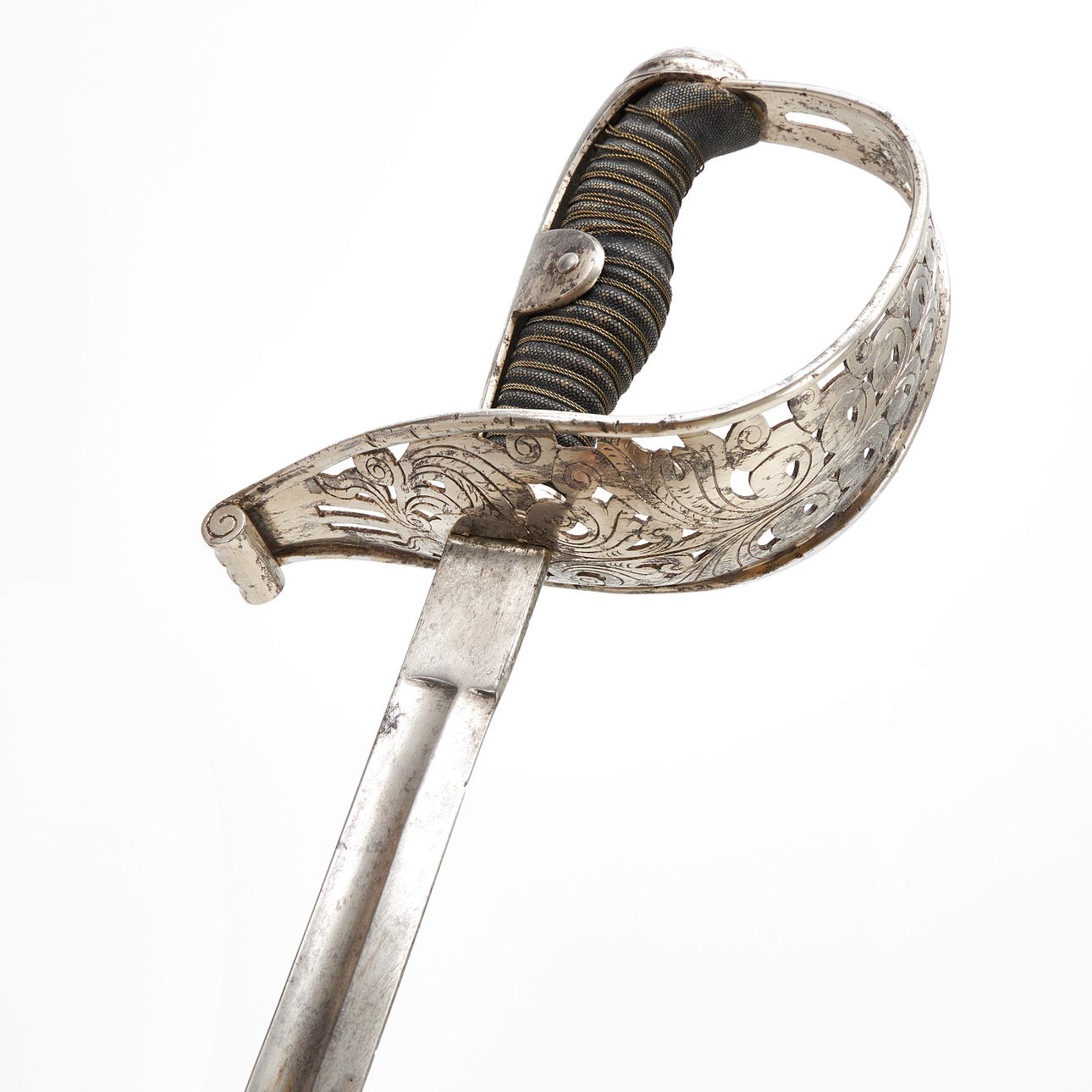 SABEL, con bañera de acero, probablemente Austria c. 1860.