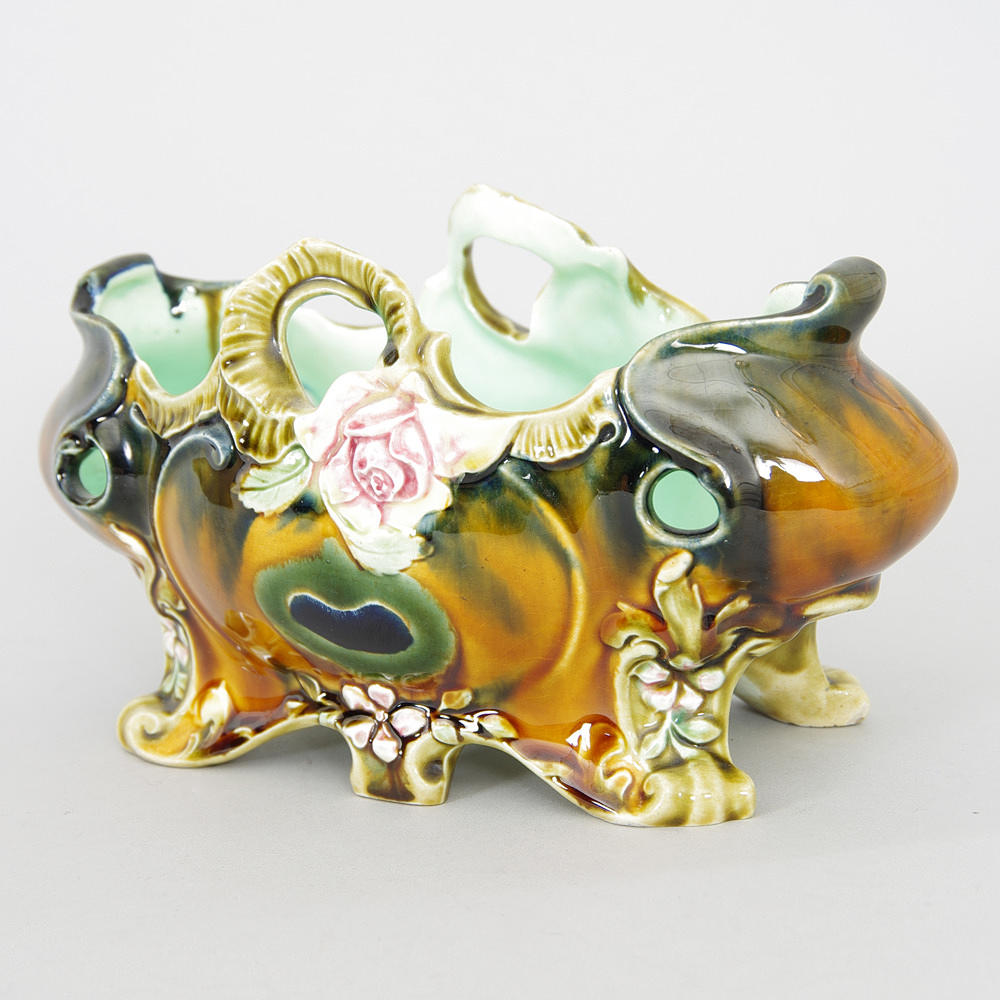 JARDINJÄR, majolika, sekelskiftet 1800/1900.