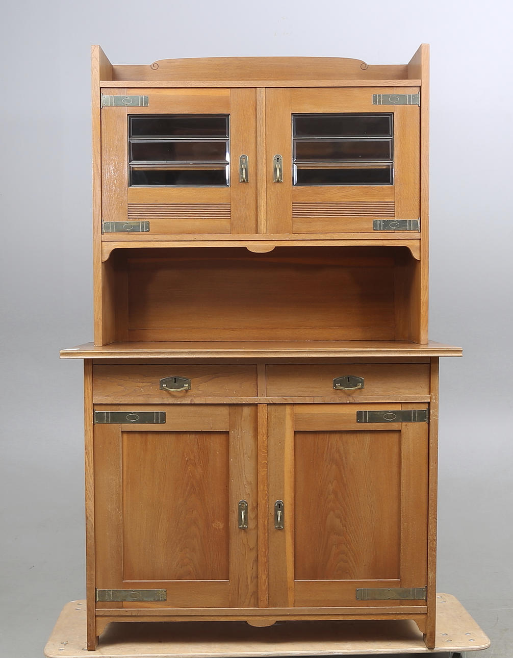 MATSALSSKÅP, jugend, tidigt 1900-tal.