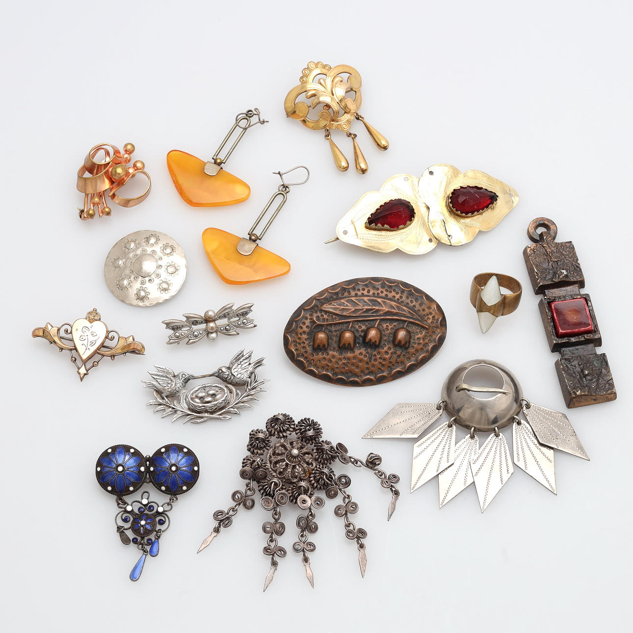 SMYCKEN, 1800/1900-tal.