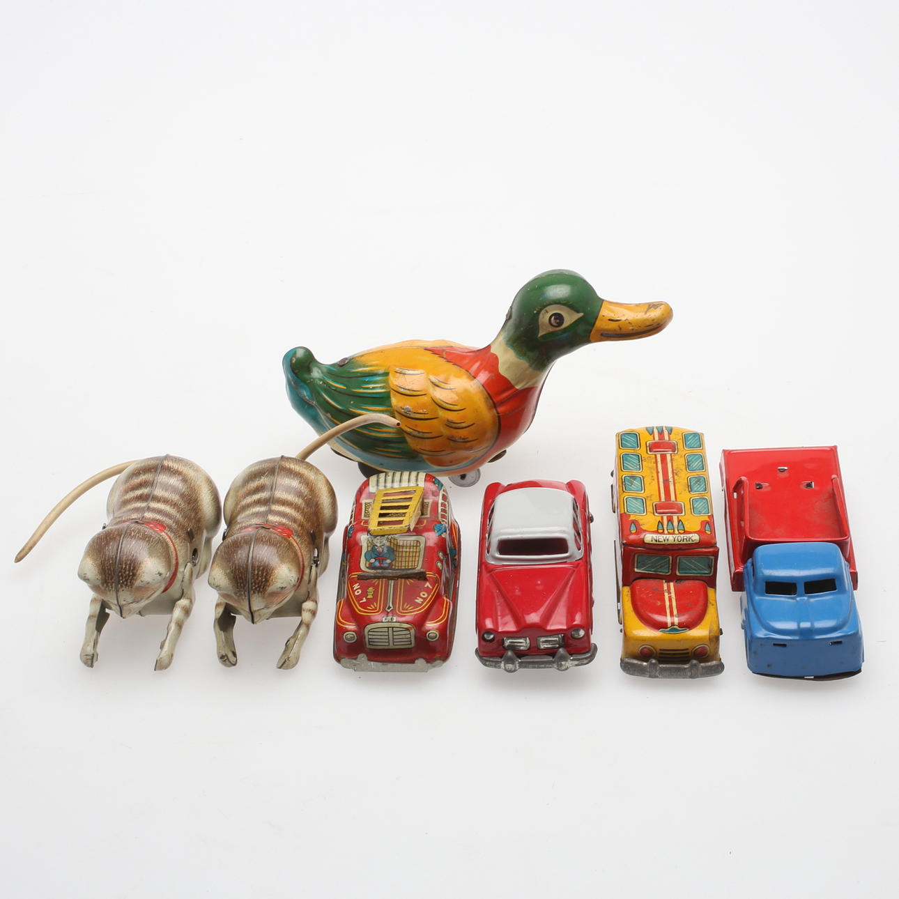 DIVERSE LEKSAKER, 7 st, litograferad och lackerad plåt, Japan samt Tyskland, 1900-tal.