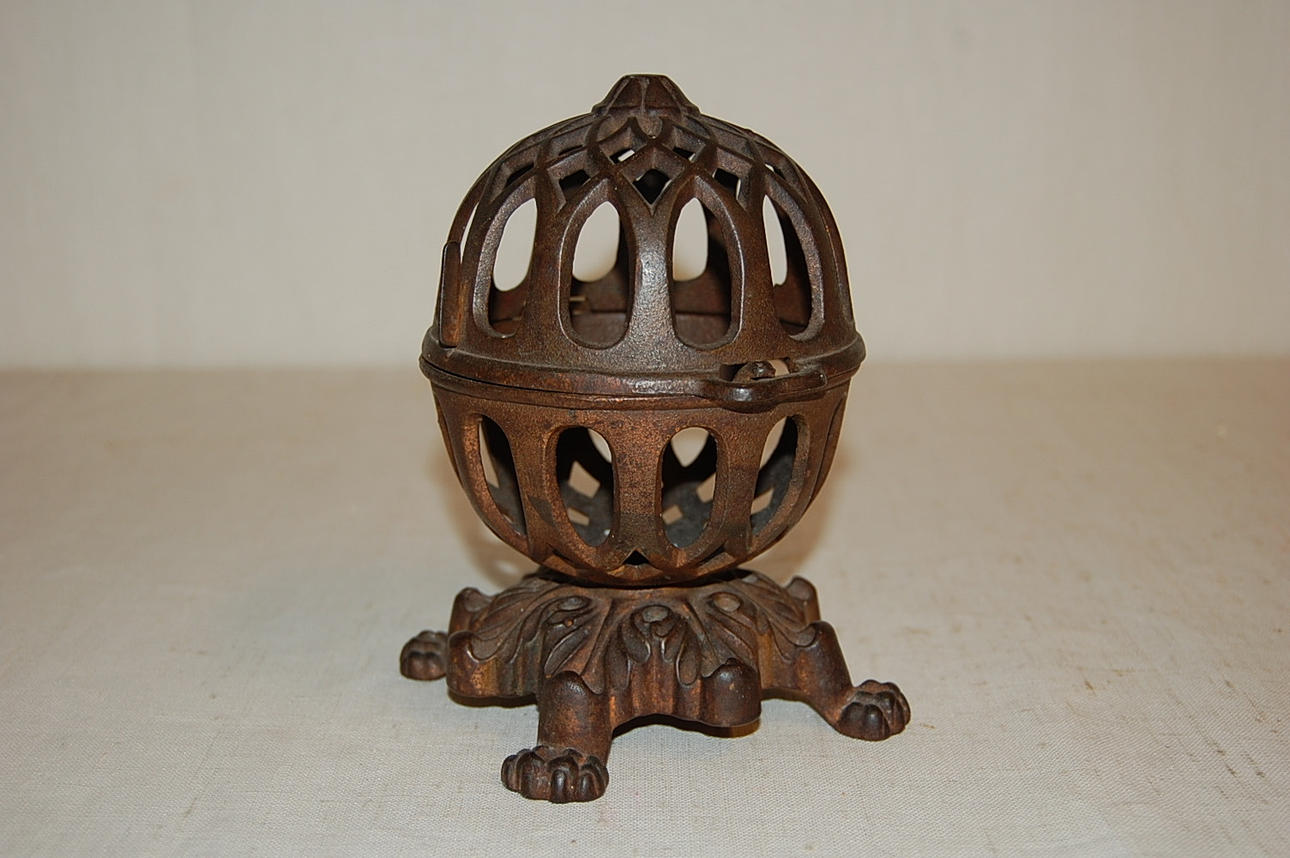 HÅLLARE för SNÖRE, Eskilstuna 1920-tal.