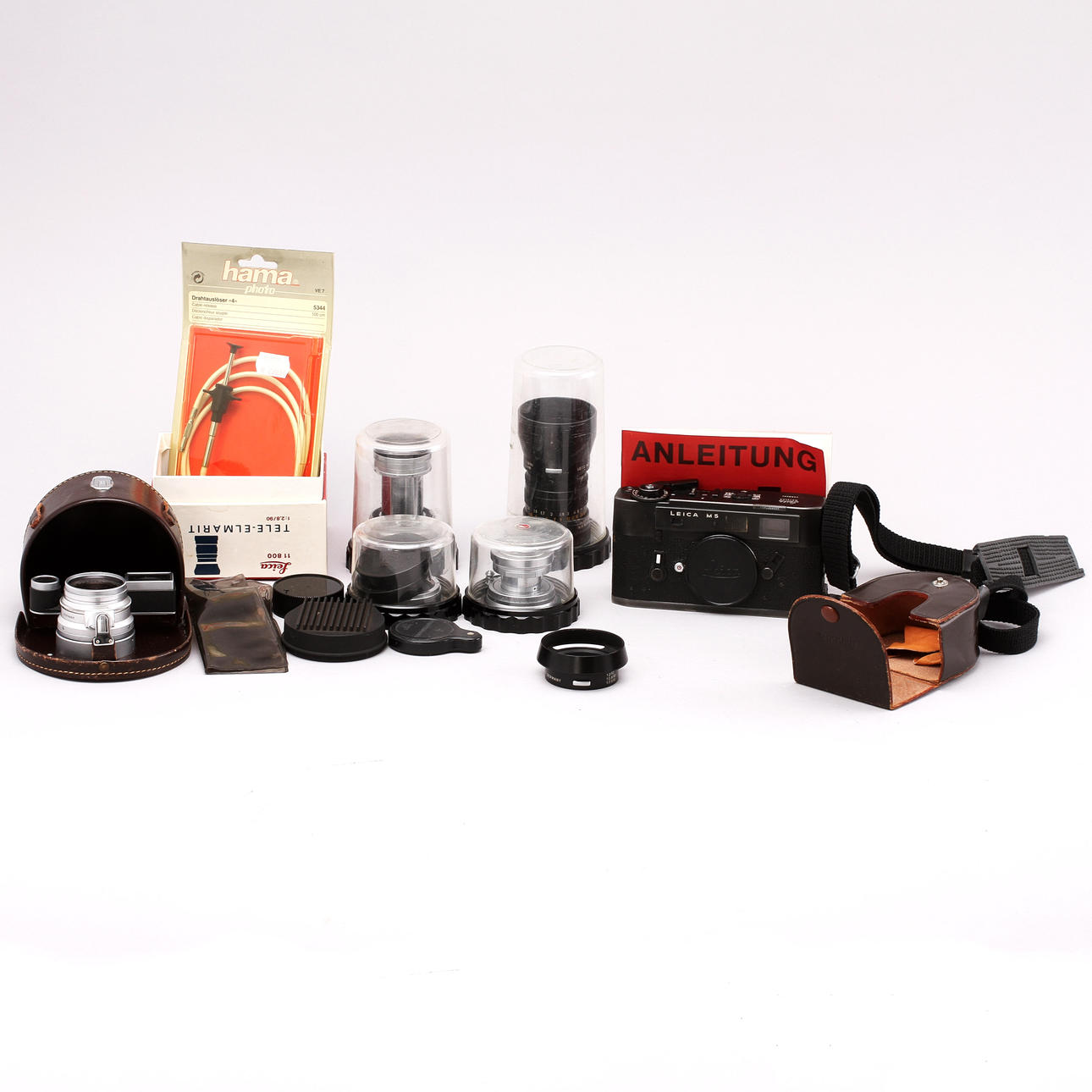 KAMERA, Leica M5 med tillbehör.