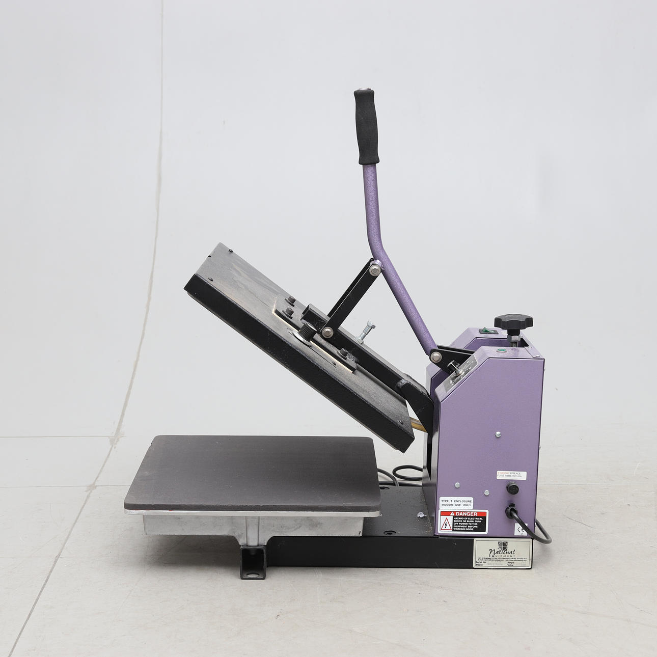 PRENSA DE CALOR, estampación textil, Equipo Nacional.