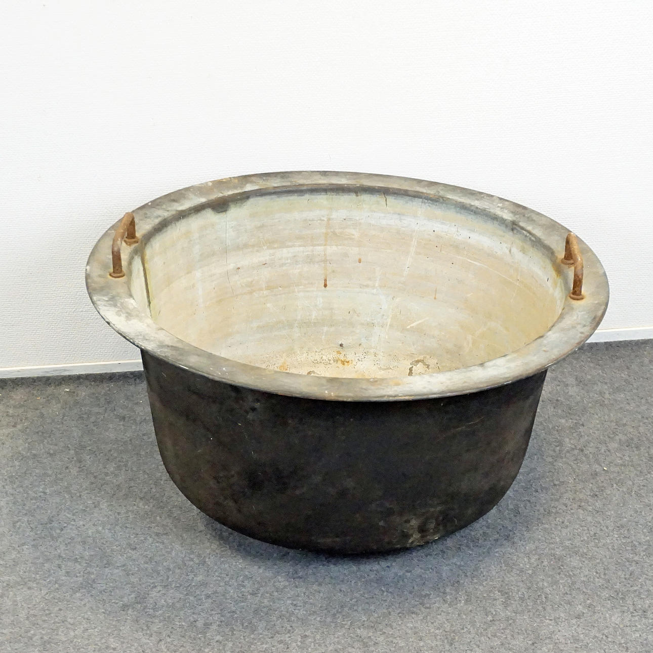 PANNMUR/KOPPARKITTEL, 1800-tal.