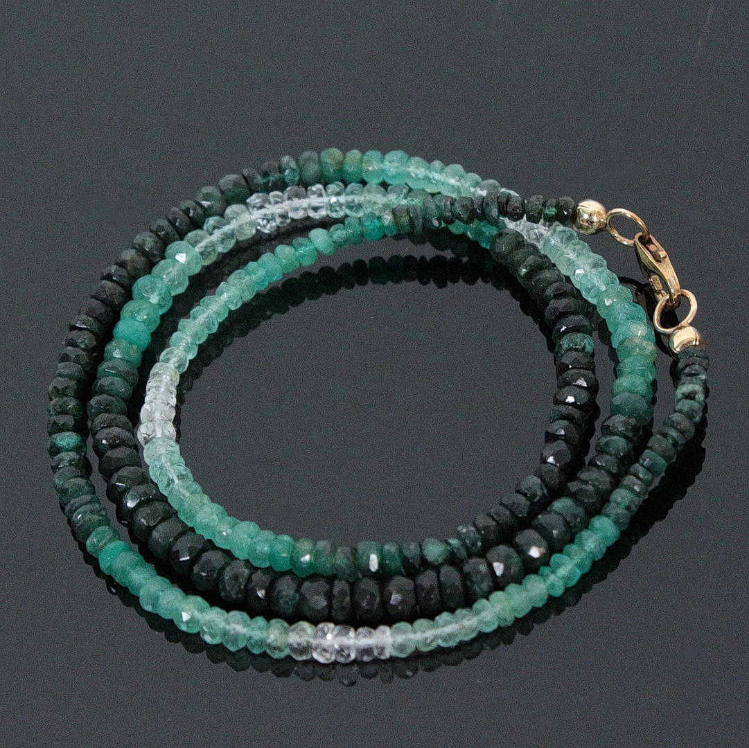 Beryll-Kette, Verschluss aus 375er Gelbgold.