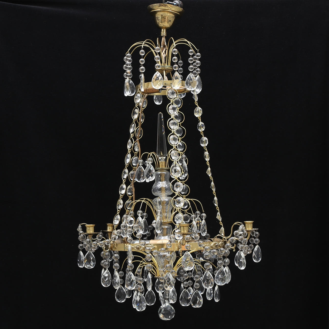 LJUSKRONA, gustaviansk stil, Hagamodell, 1900-tal, höjd 87 cm.