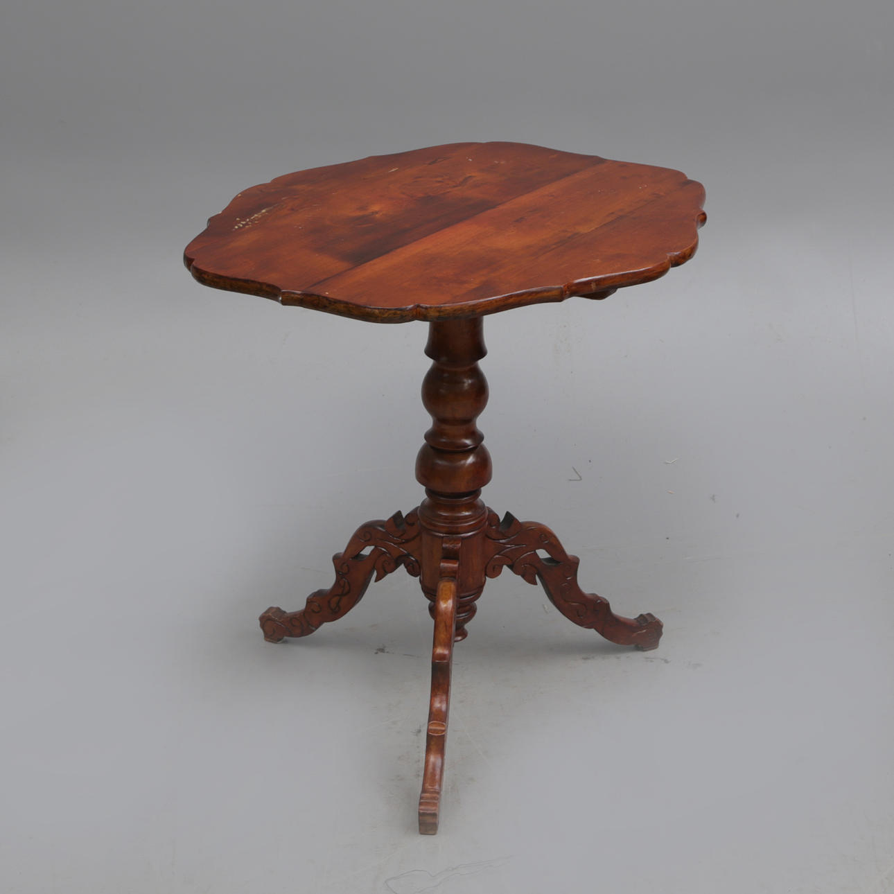 Rocking table, 19th century.