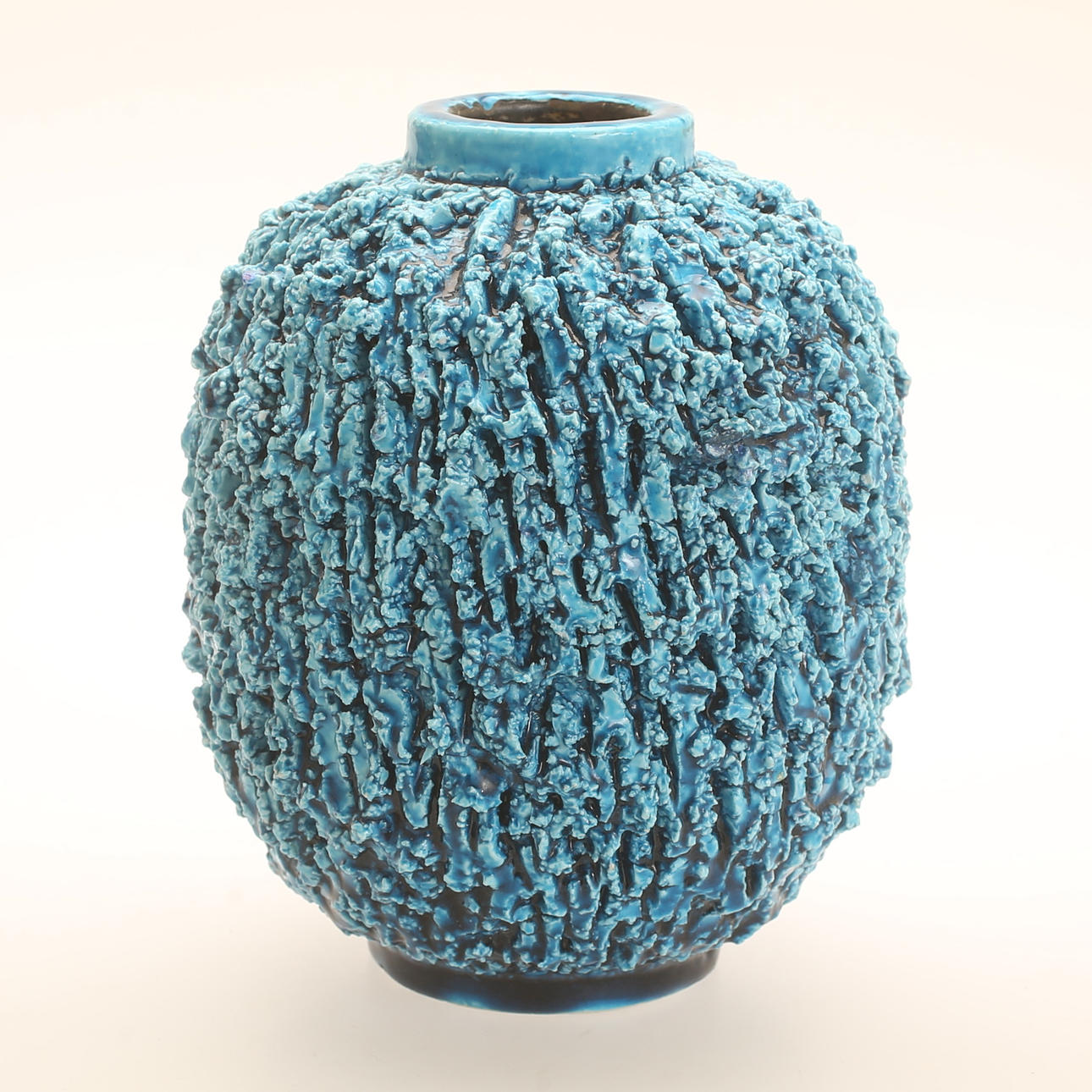 GUNNAR NYLUND. Vase, chamotte stoneware, Rörstrand.