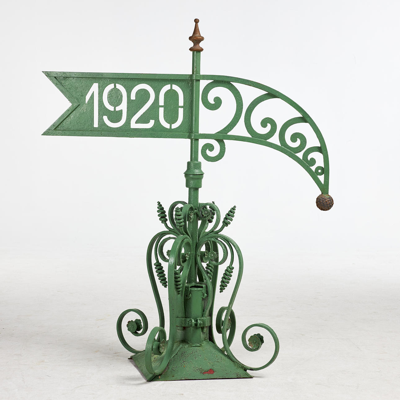 VINDFLÖJEL, smide 1920-tal, för lusthus, kulledad.