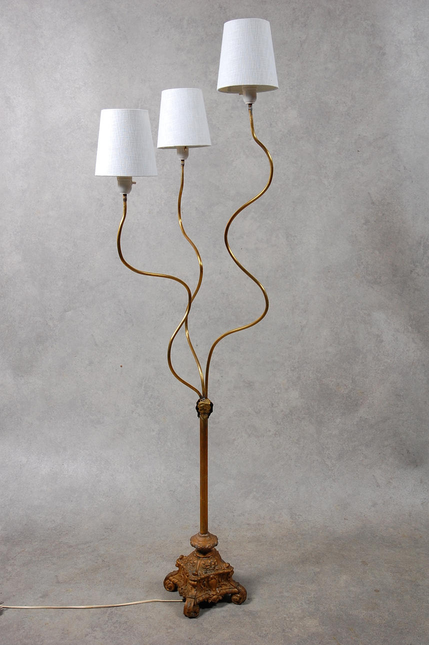 GOLVLAMPA, 1900-talets mitt.