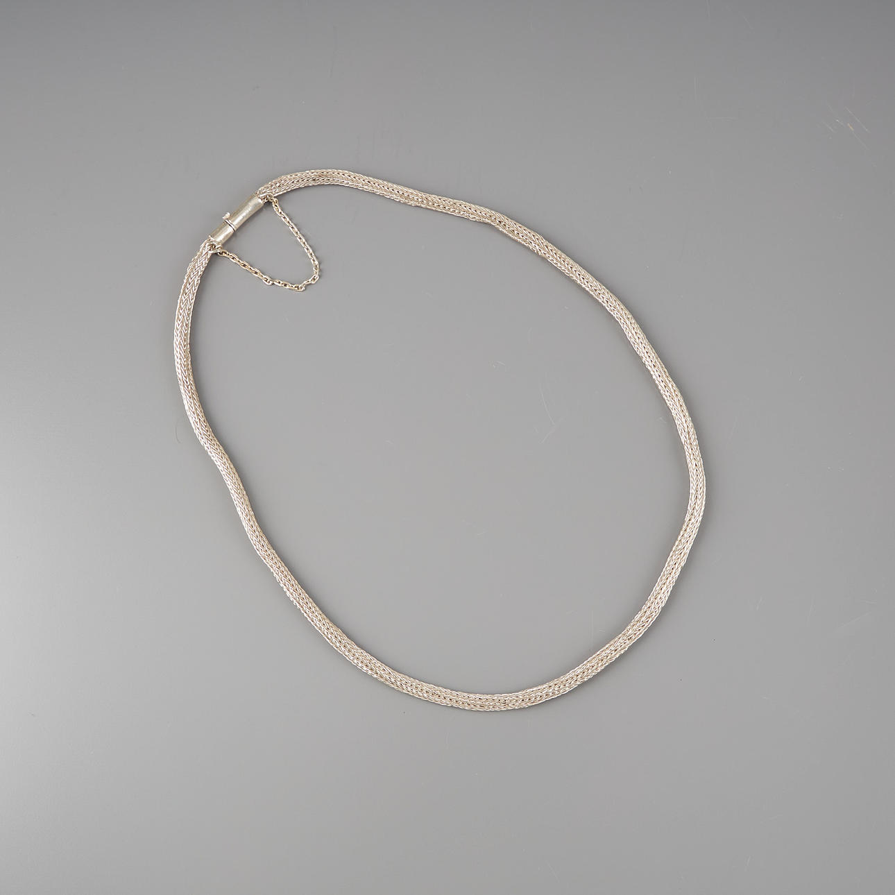 COLLIER, virkat silver, Ossian Hopea, Borgå.