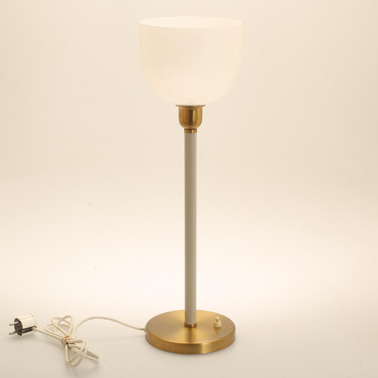 Bordlampe, ASEA-skandia, „Uplight“.