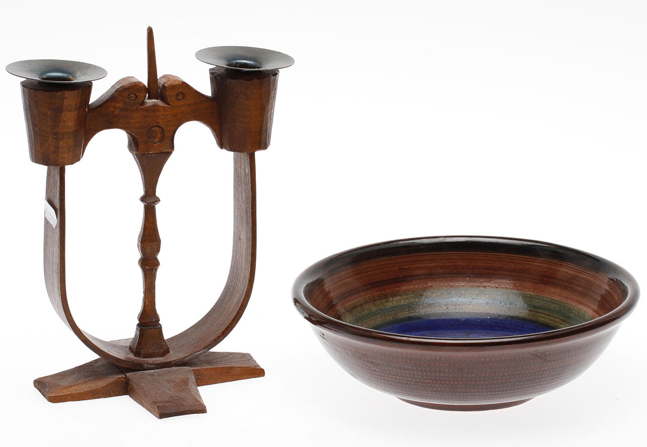 LJUSSTAKE, trä, Matts i Taserud, brännstämplad, SKÅL, lergods, Åke Warnstad, Arvika, sigerad.