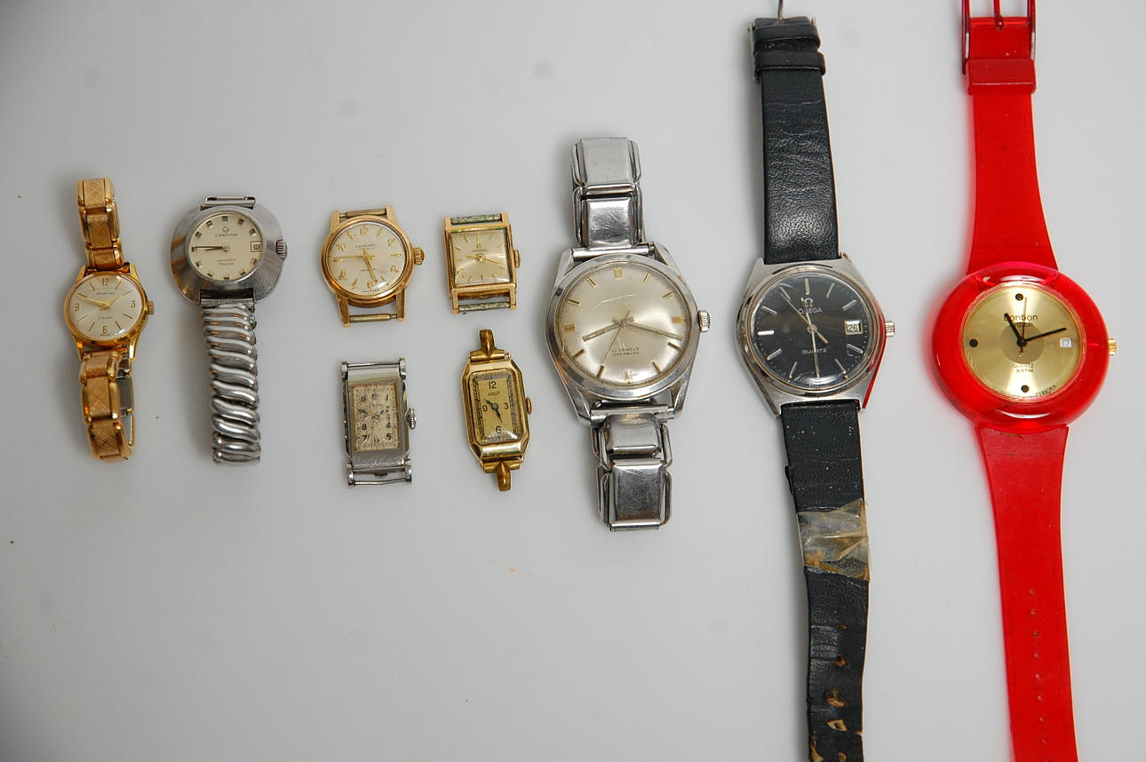 KLOCKOR, 9 st, dam, herr, Certina, Omega, Tissot mm.