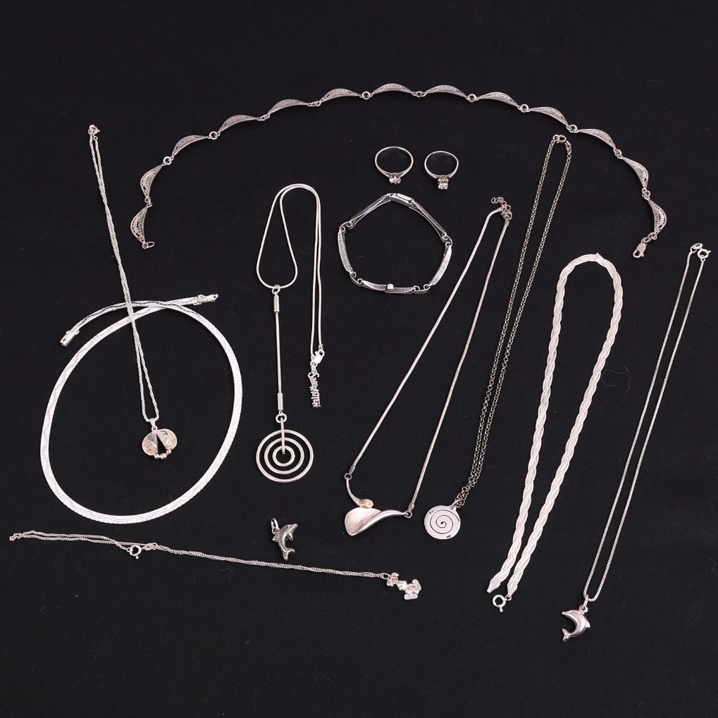 SMYCKEN, silver, 13 st, 925, vikt 104 gram.