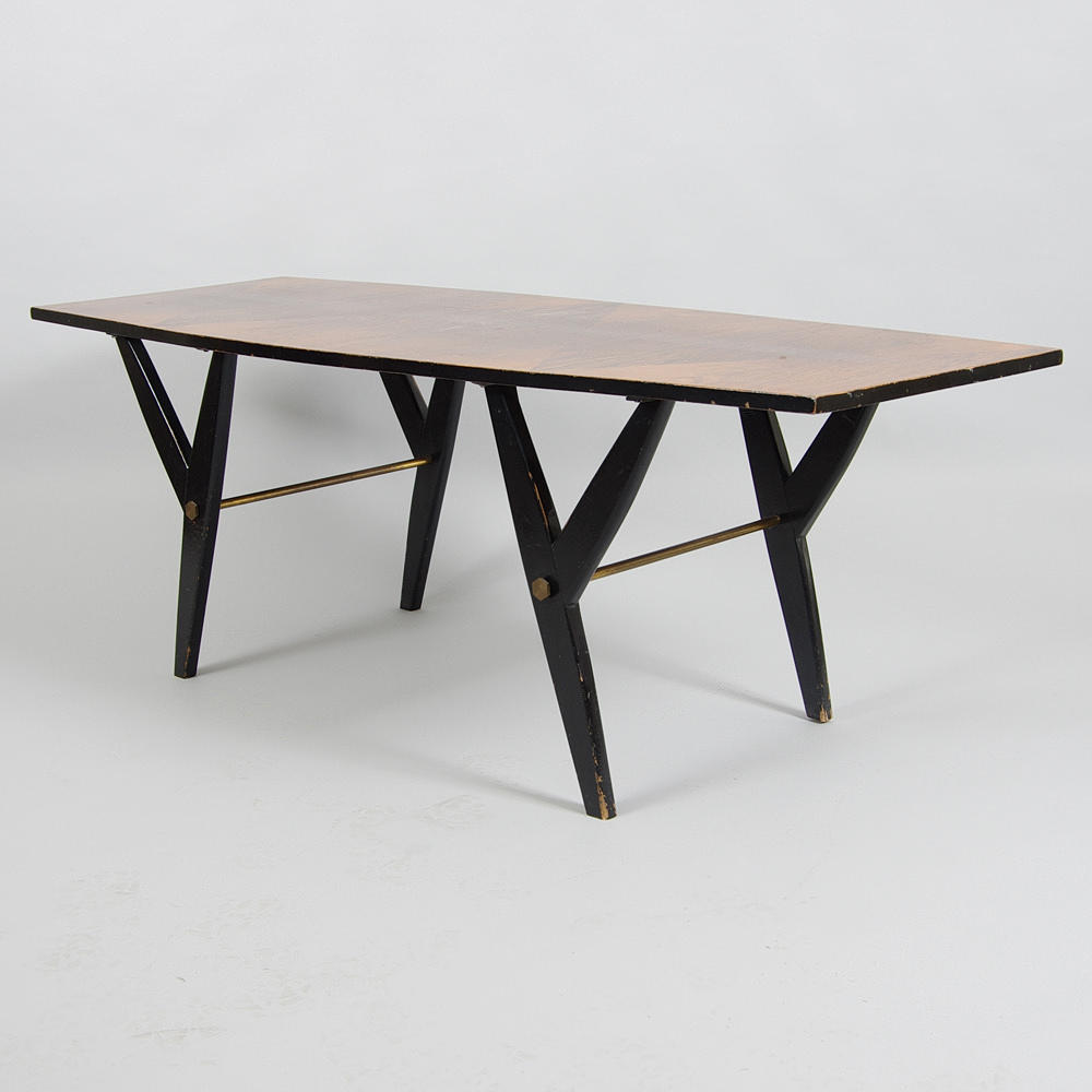 SOFFBORD, jakaranda med svärtade detaljer, 1900-talets mitt.