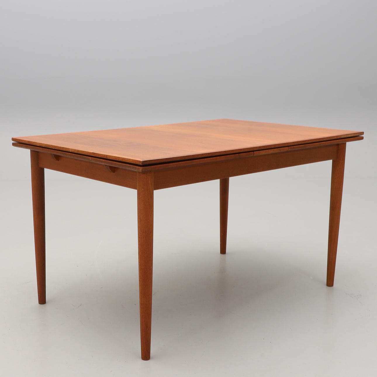 SPISEBORD, teaktræ, Danmark, 1960'erne.