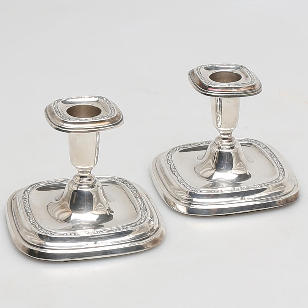 LJUSSTAKAR i silver, ett par, Hallbergs Guldsmeds Ab C G, 1955, Stockholm.