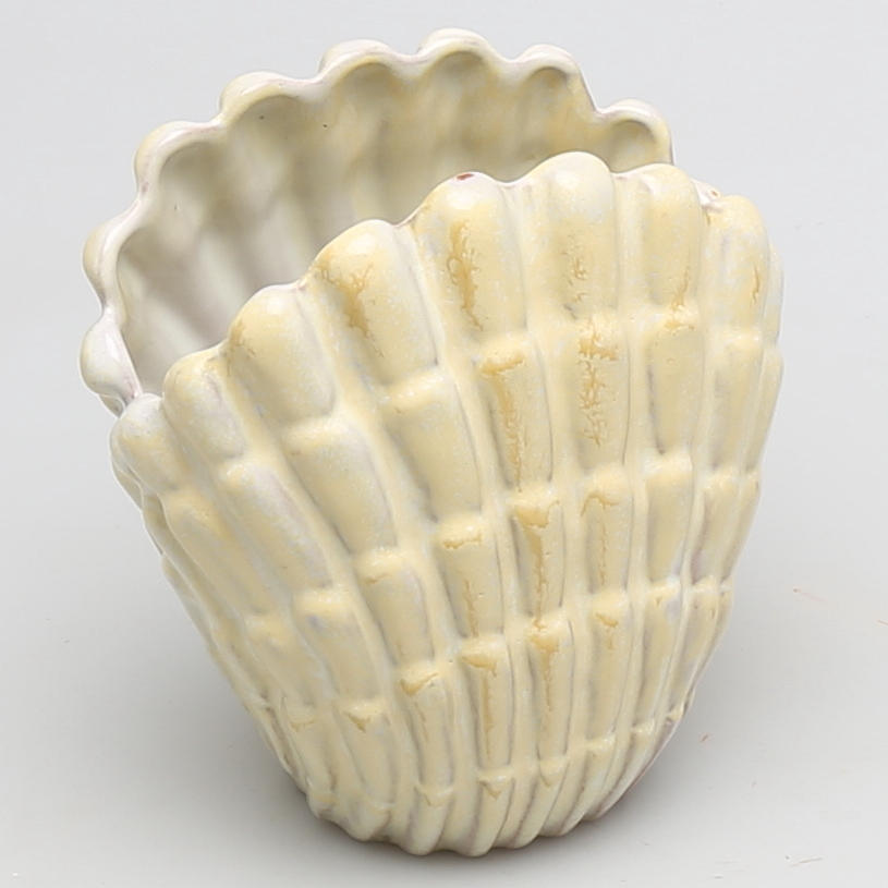 SNÄCKFORMAD VAS i lergods, Vicke Lindstrand, Upsala Ekeby.