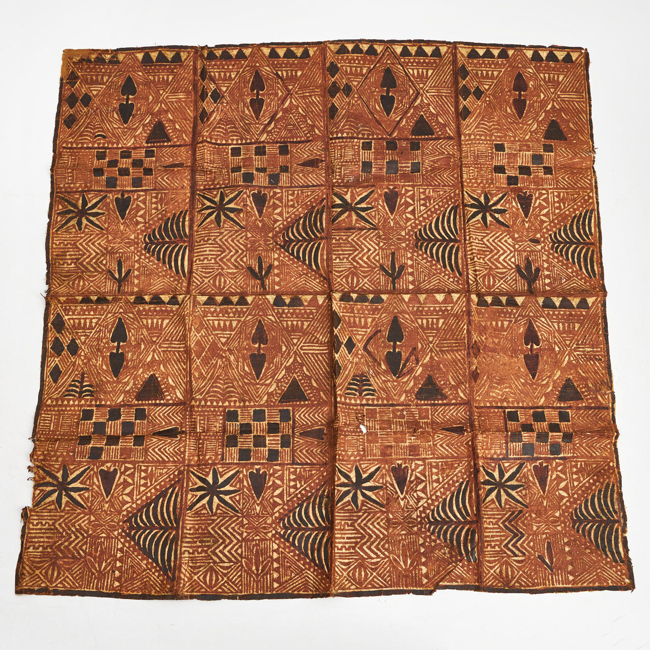 KUORIKANGAS, Tapa, n. 146x154cm.