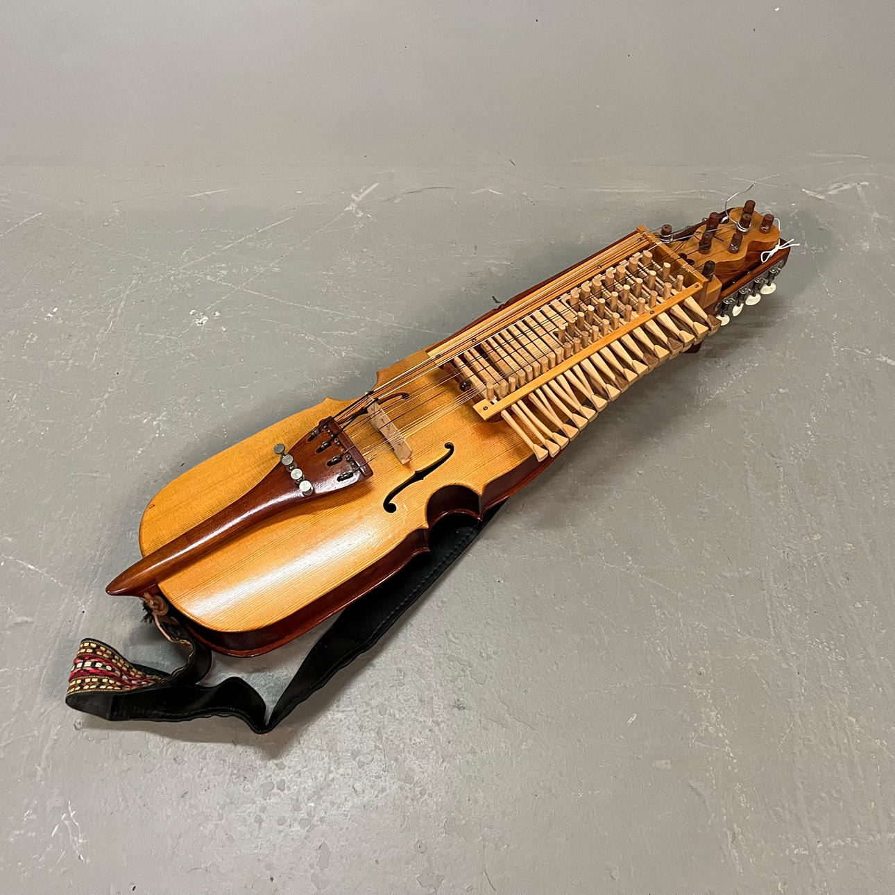 KEY HARP. Label inside Per Abrahamsson, 1981.