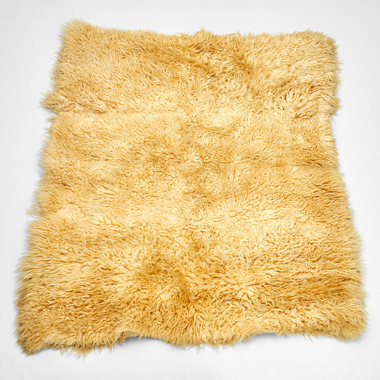 ÅKFÄLL, sheepskin.