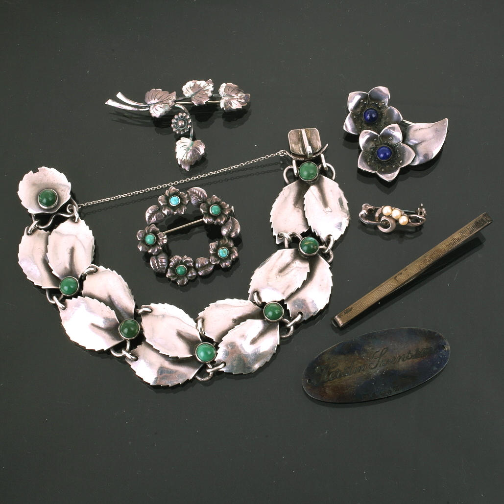 SMYCKEN 7 st + div, silver, 925 och 830, totalvikt 70 gram.