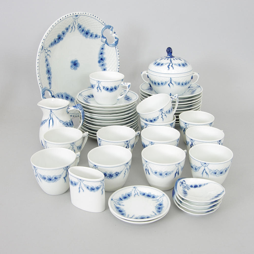 KAFFESERVIS, "Empire", Bing & Gröndal.