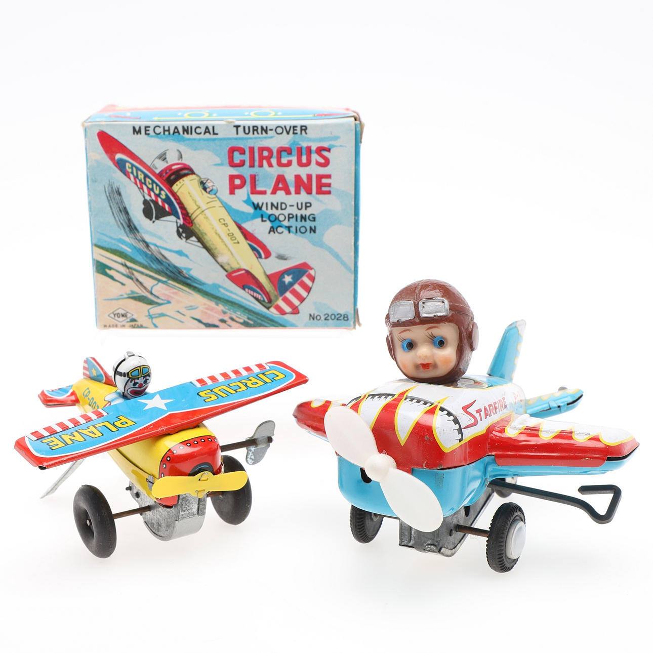 TOY AIRPLANE, 2 pcs, sheet metal, Japan. Toys - Toys - Auctionet