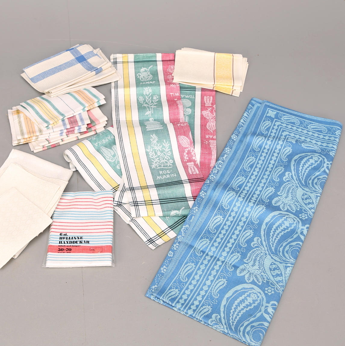 KÖKSHANDDUKAR 26 st, nya, 2 DUKAR + 6 SERVETTER, Almedals, samt från Schweiz.