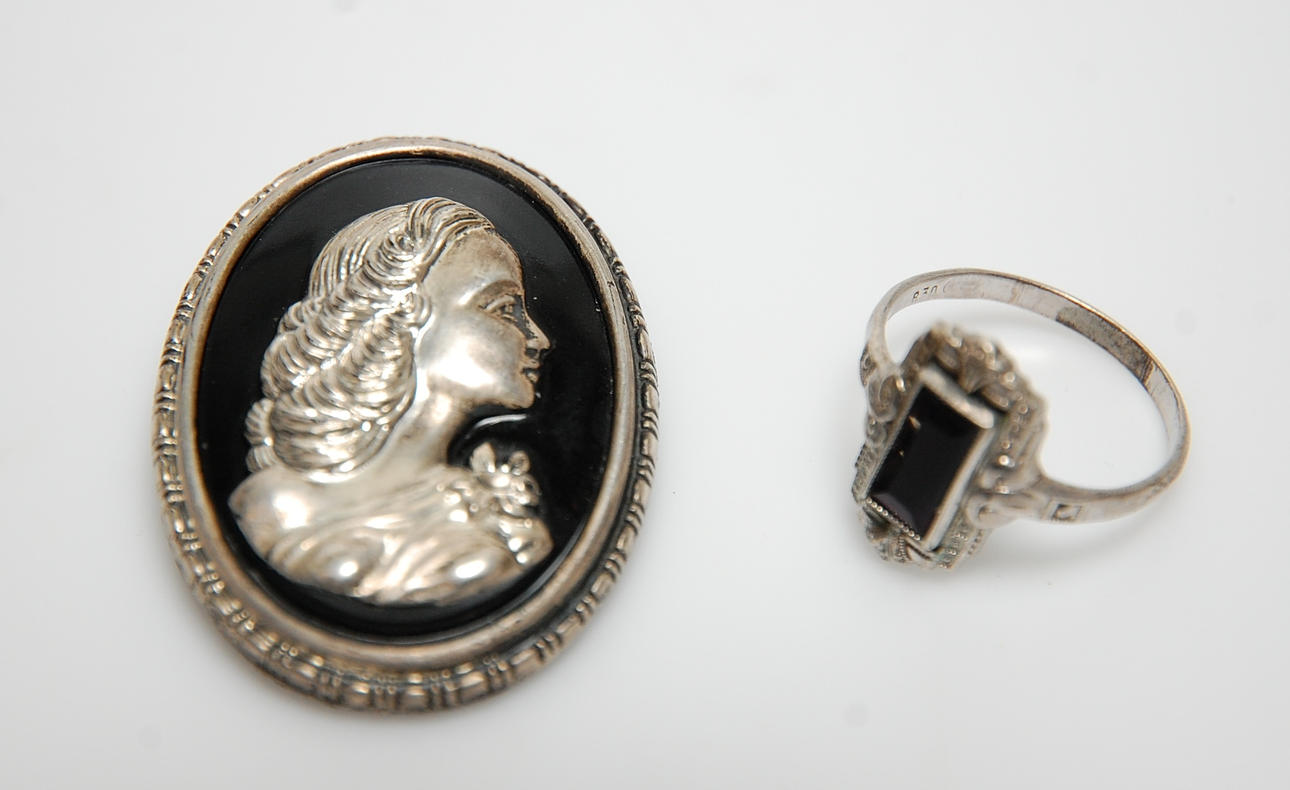 KAMÉ, RING, 1900-talets första hälft.