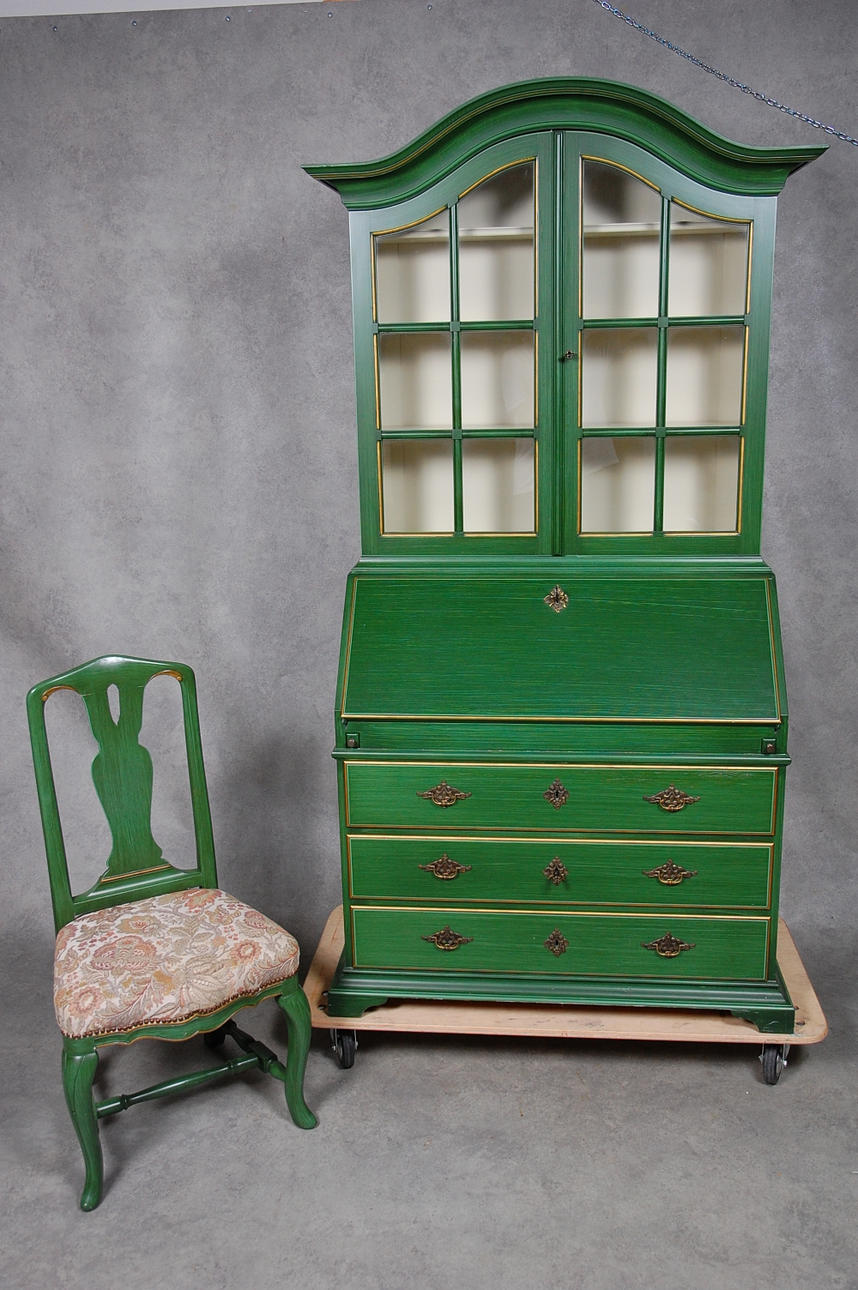 SKRIVSKÅP med STOL, rokokostil, Åmells möbler.