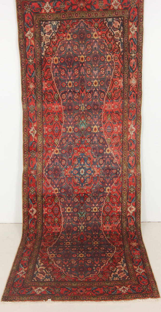 ORIENTALISK MATTA, Sarok, Persien, 316 x 117 cm.