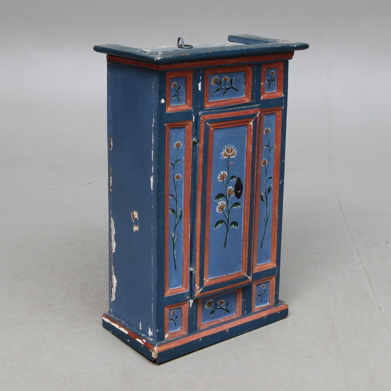 HÄNGSKÅP, allmoge, 1700/1800-tal.