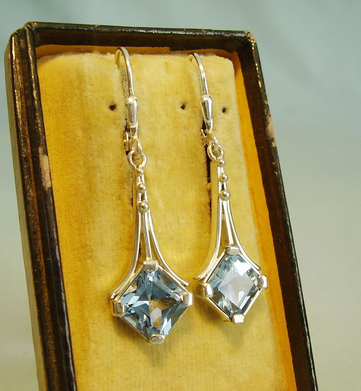 ÖRHÄNGEN, art deco örhängen silver med blå topas spinell.