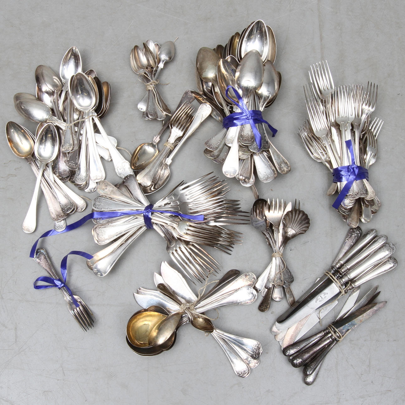 BESTICK, ca 190 delar, nysilver, "Gammal Fransk", olika tillverkare, 1900-tal.