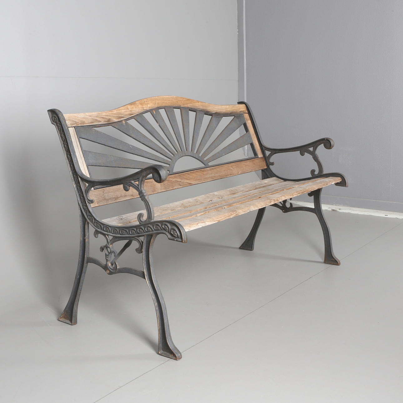 TRÄDGÅRDSSOFFA, trä samt järn, 1900-tal.