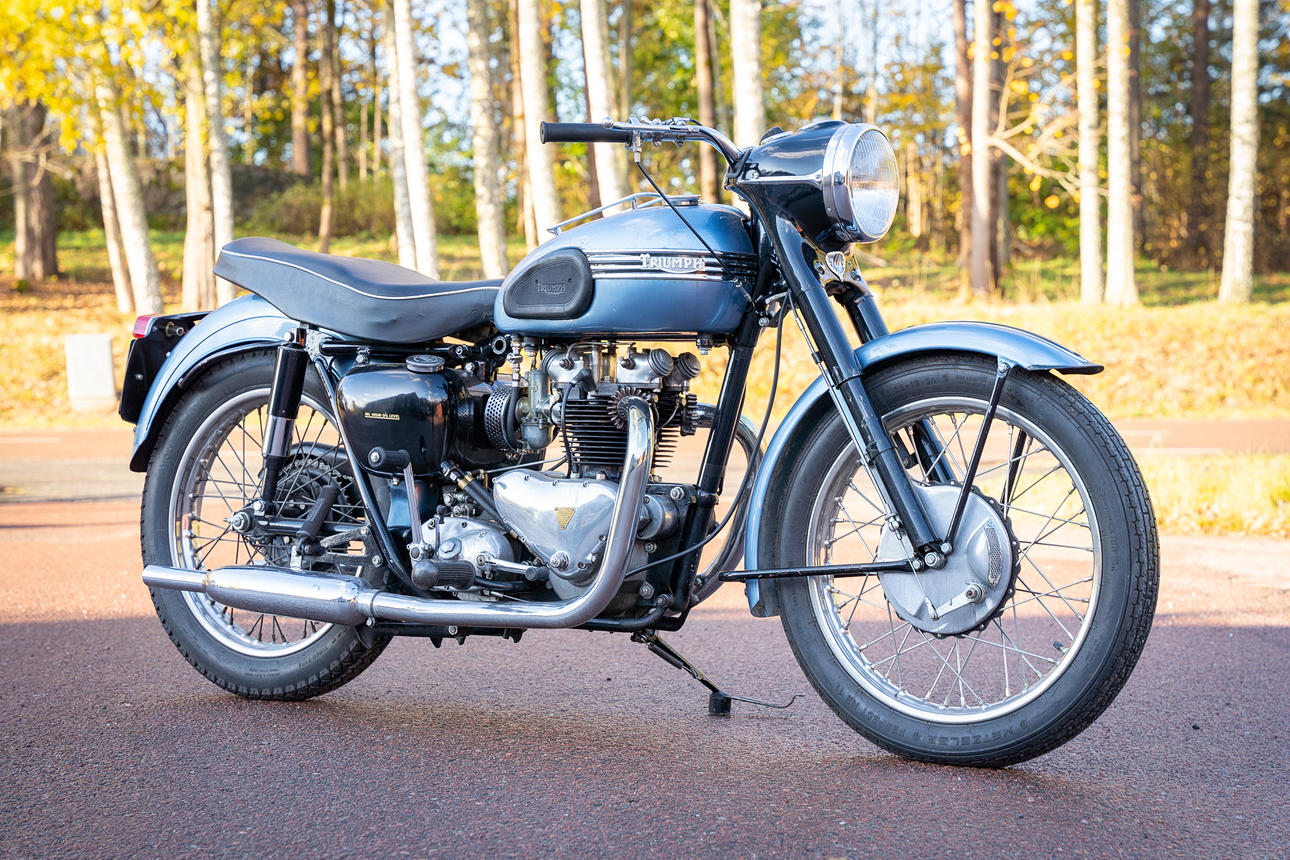 TRIUMPH, modelo T110, 1954, Inglaterra.