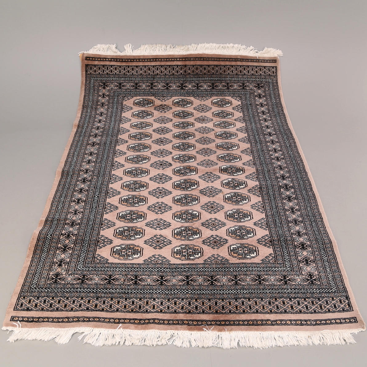 MATTA, orientalisk, Pakistan, Bochara, Karatchi, 204x142 cm.