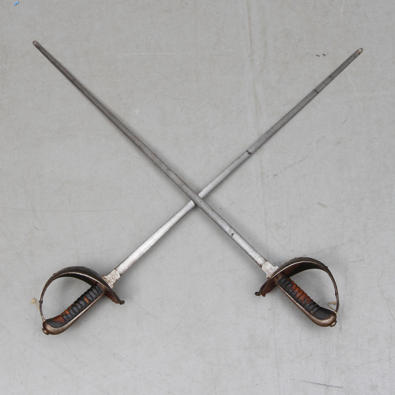 ÖVNINGSSABLAR, 2 st, E. Svalling, Eskilstuna.1800-tal.