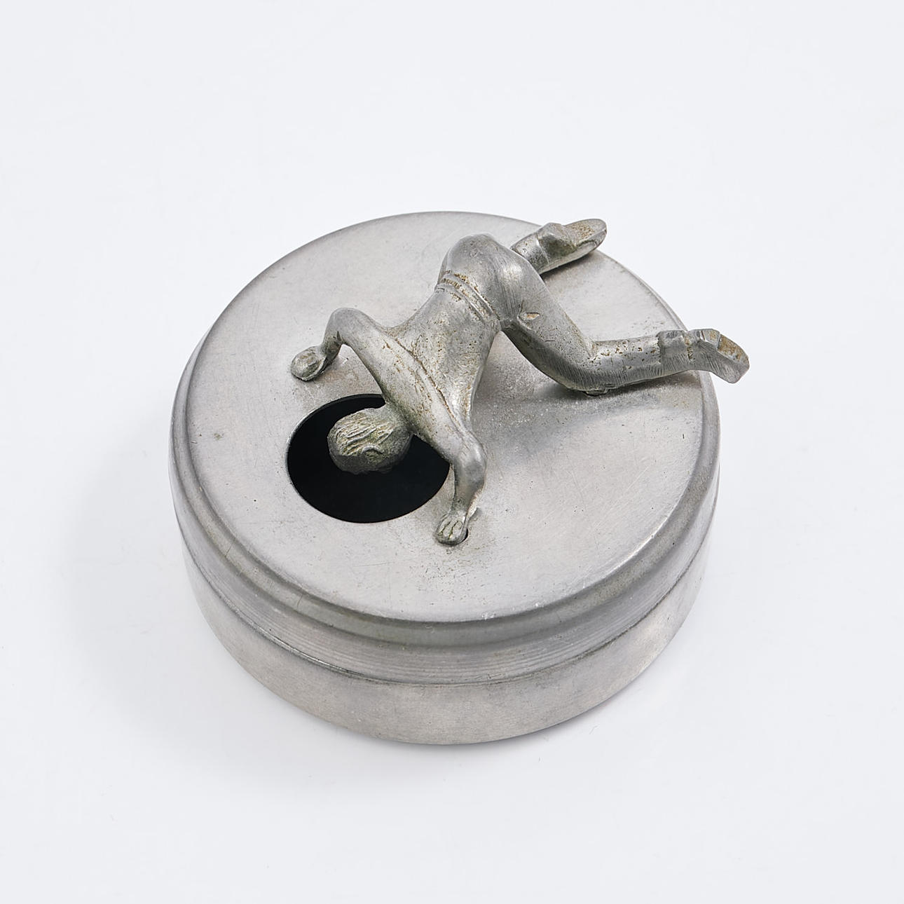CUFF BUTTON BOX. Pewter W&D (Widerholm & Dahlberg Eskilstuna), 1900s.