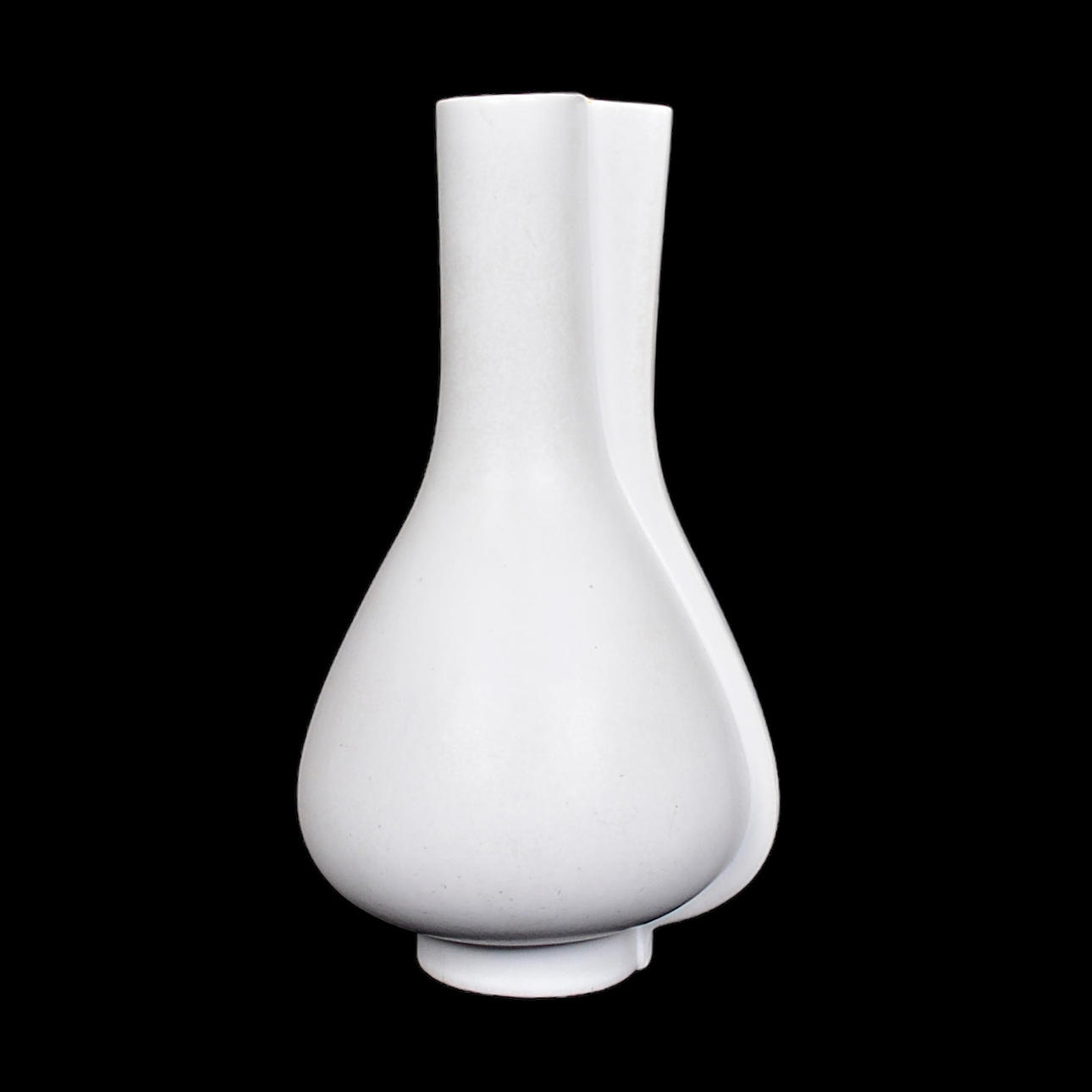 WILHELM KÅGE. Eine Steinzeugvase, „Surrea“ Gustavsberg.