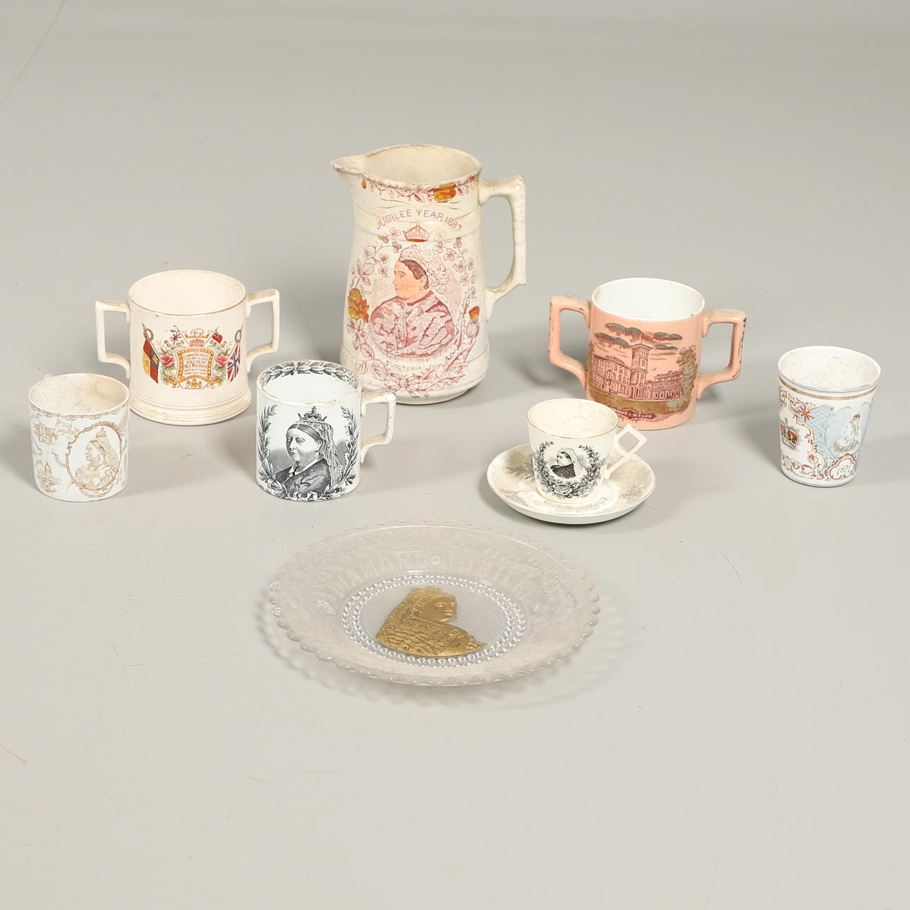 QUEEN VICTORIA COMMEMORATIVE WARE - INCLUDING ENAMEL BEAKER 1897.