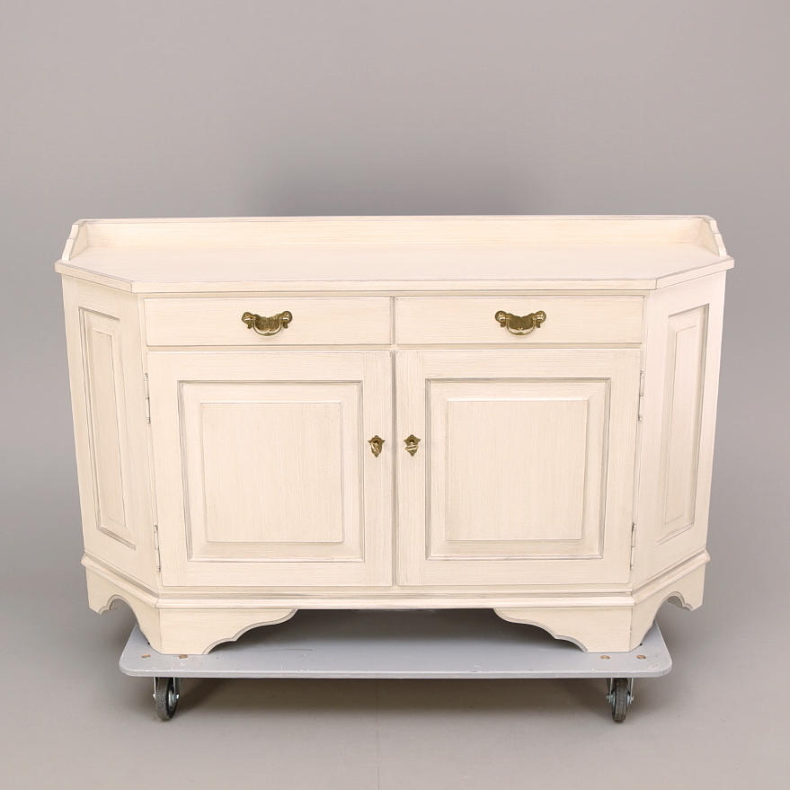 SIDEBOARD, vitlaserad, GR möbler Tibro, 1900-/2000-TAL.